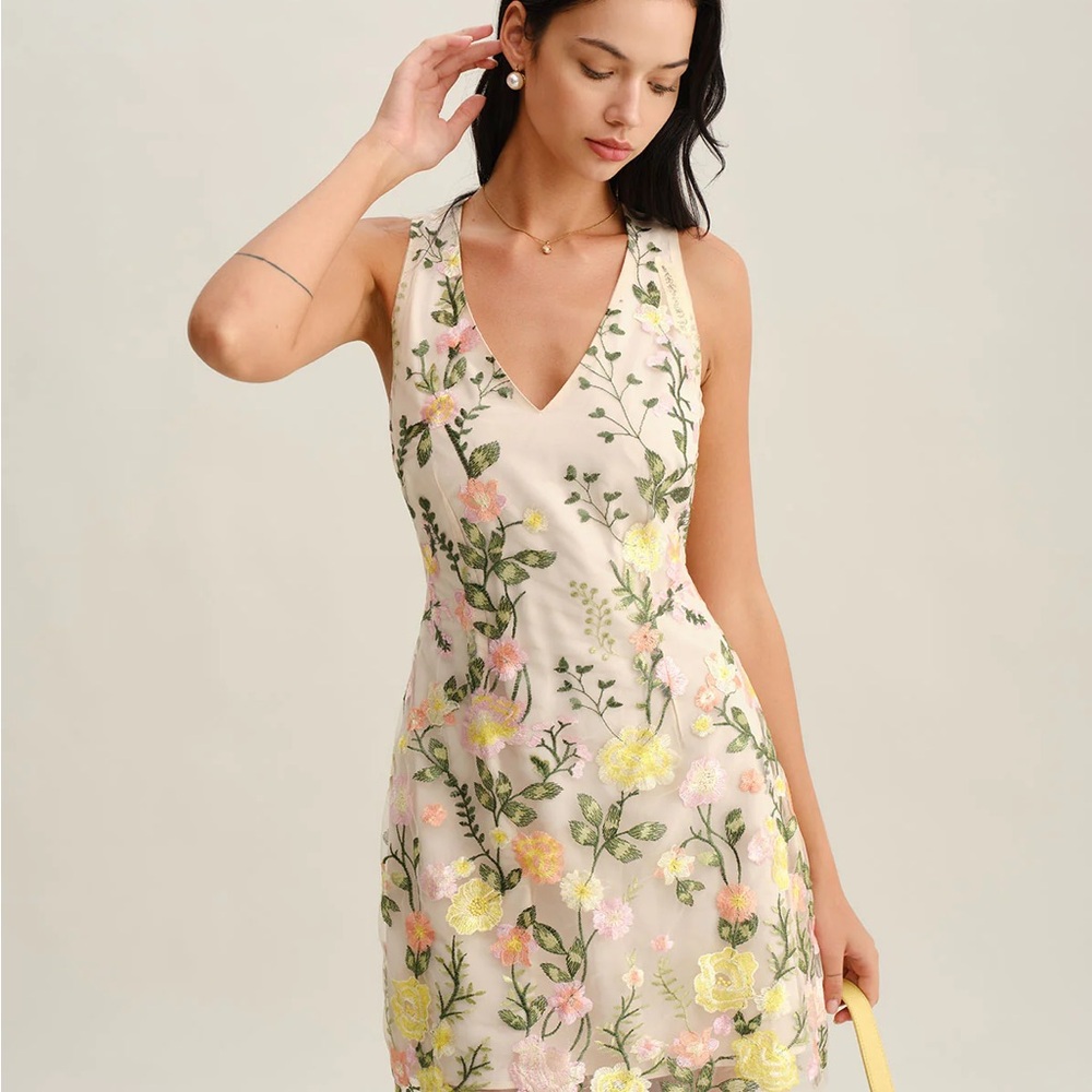 Yellow V Neck Floral Sleeveless Mini Dress